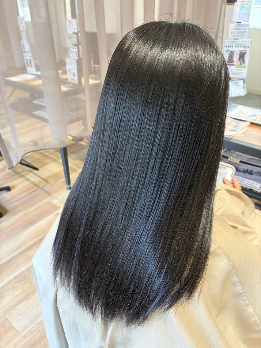 ロング 縮毛矯正 横山 麻衣子のヘアスタイル