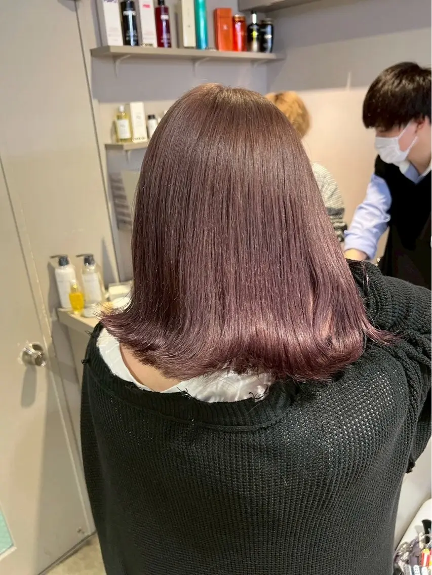 ロング カラー ブリーチ 透明感カラー ダブルカラー ブリーチなしカラー 髪質改善 透明感🤍レイヤー ベージュ‎🤍ピンクのヘアスタイル