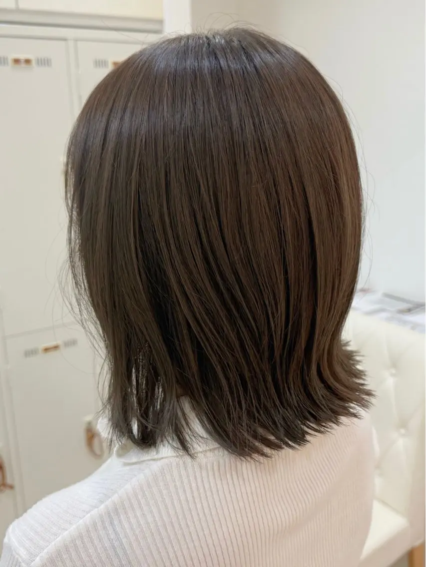 ミディアム カラー グレージュ オリーブグレージュ オリーブグレー カット ヘアカラー トリートメント 髪質改善縮毛矯正 💎TOMOのヘアスタイル