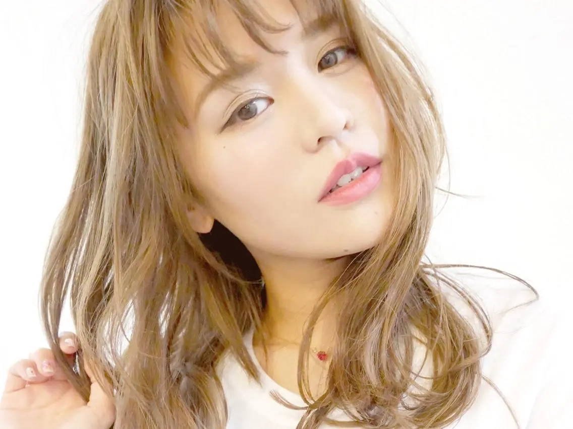 セミロング カラー パーマ 🫧美髪矯正/ 髪質改善/藤平健太のヘアスタイル