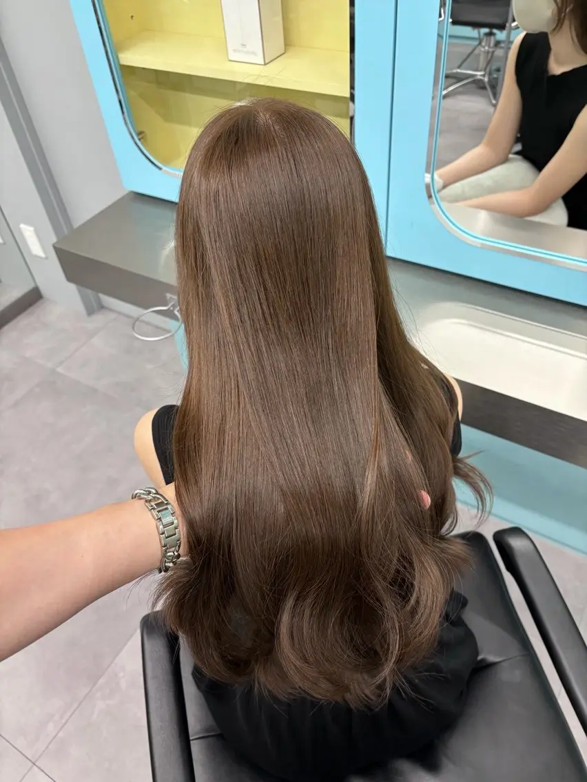 ロング 切りっぱなしボブ ボブ 顔まわりレイヤー 顔周りカット 髪質改善 kyon🎀 透明感カラー/西梅田のヘアスタイル