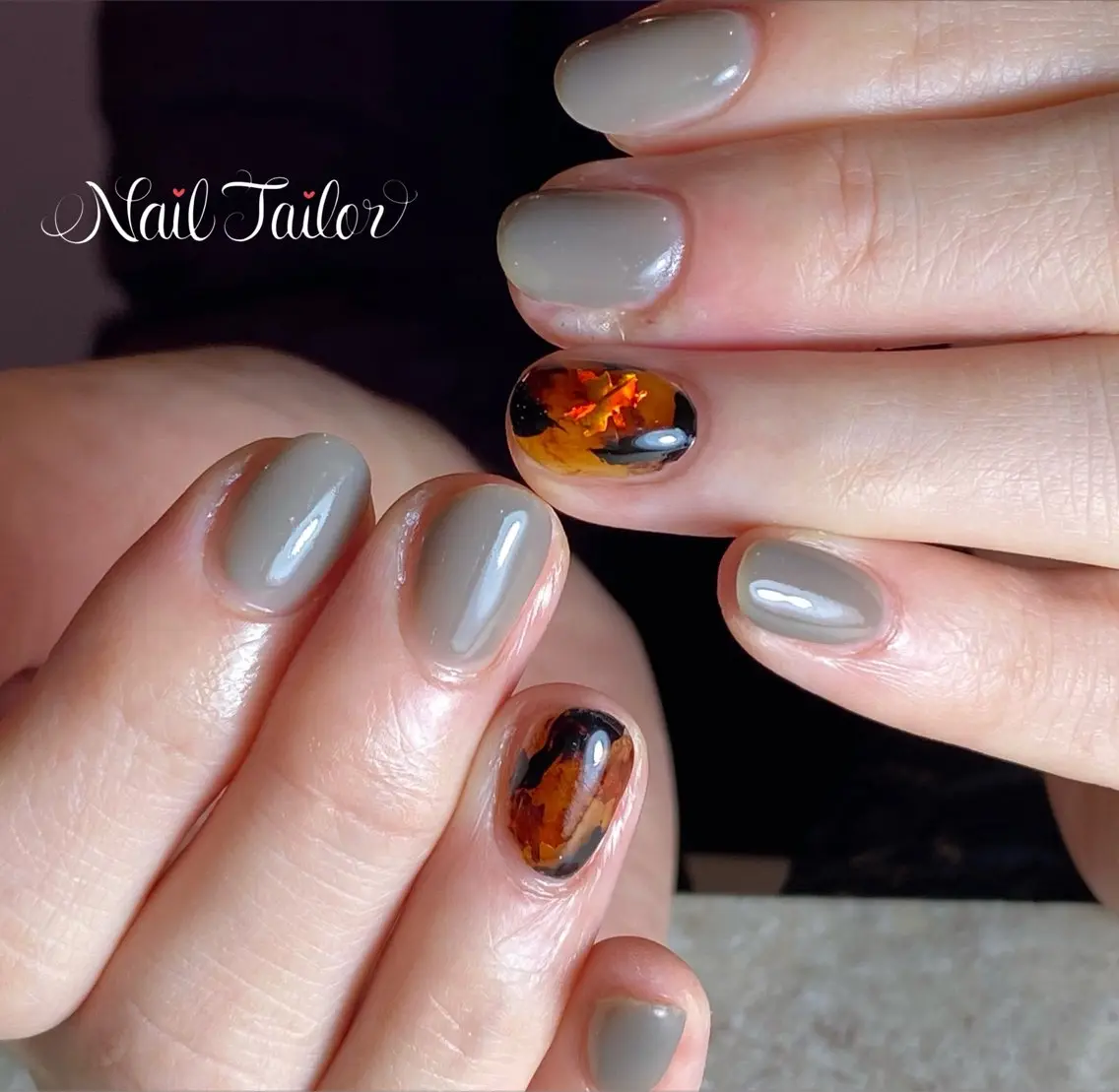 ネイル アートネイル べっ甲ネイル ブラウン ジェルネイル グリーン ハンドネイル NailTailor ネイルテイラーのネイルデザイン
