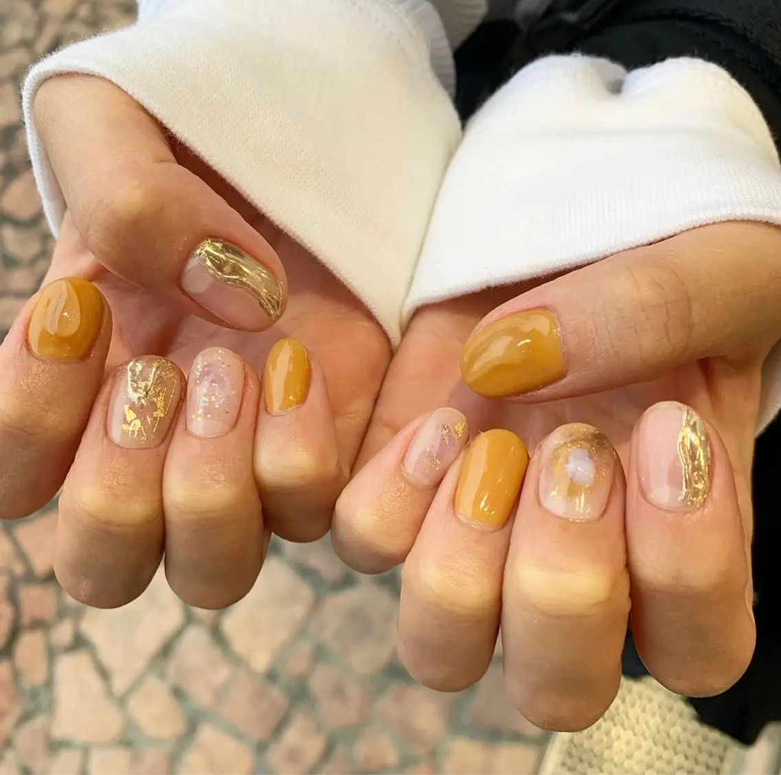 ネイル クリアネイル ゴールド オレンジ ハンドネイル 佐藤 穂乃香のネイルデザイン