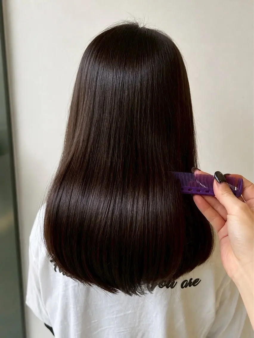 セミロング カラー トリートメント izumi 【カラー/髪質改善】のヘアスタイル