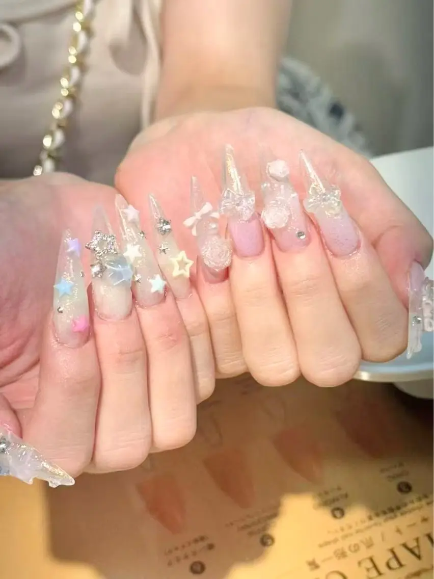ネイル オーロラネイル チークネイル 長さ出し フレンチネイル ジェルネイル ハンドネイル Sun Nail linaのネイルデザイン