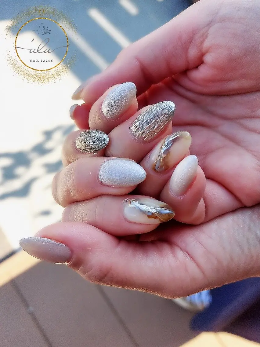 ネイル ミラーネイル ニュアンスネイル 冬ネイル ハンドネイル Nailsalon 'uluのネイルデザイン