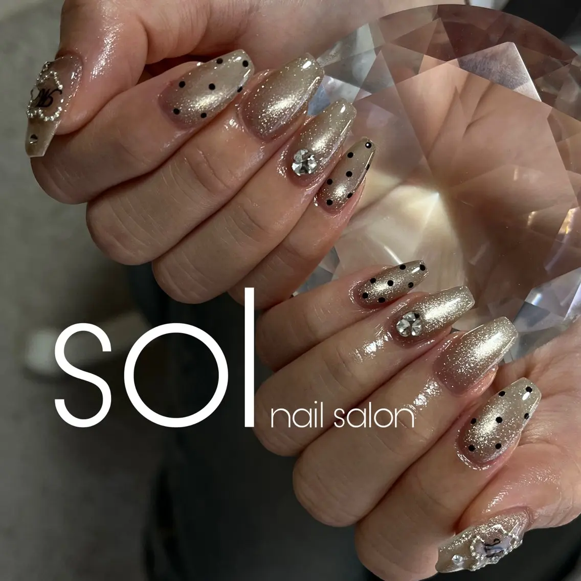 ネイル ハンドネイル sol manakaのネイルデザイン