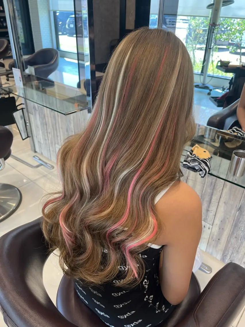 ロング 高野 遥香のヘアスタイル