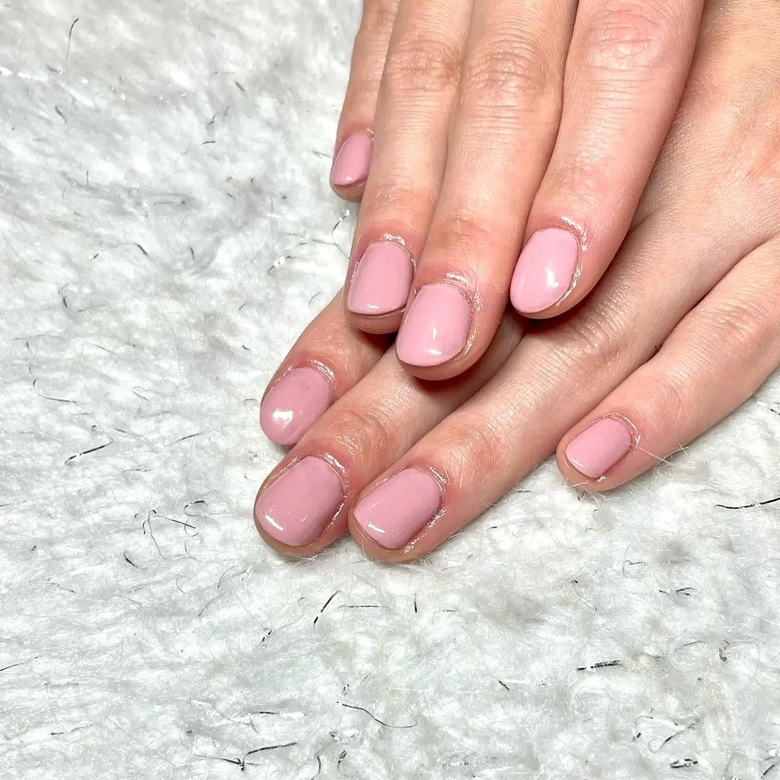 ネイル ジェルネイル ワンカラーネイル ハンドネイル Feel ‪‪☺︎‬Yuriaのネイルデザイン