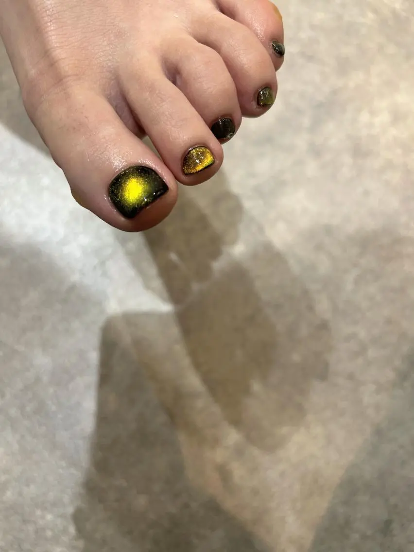 【フィルイン対応🙆♀️⭕️こだわりケア付き🌈】フット🦶マグネットorミラーネイル、フラッシュネイルコース✨の写真