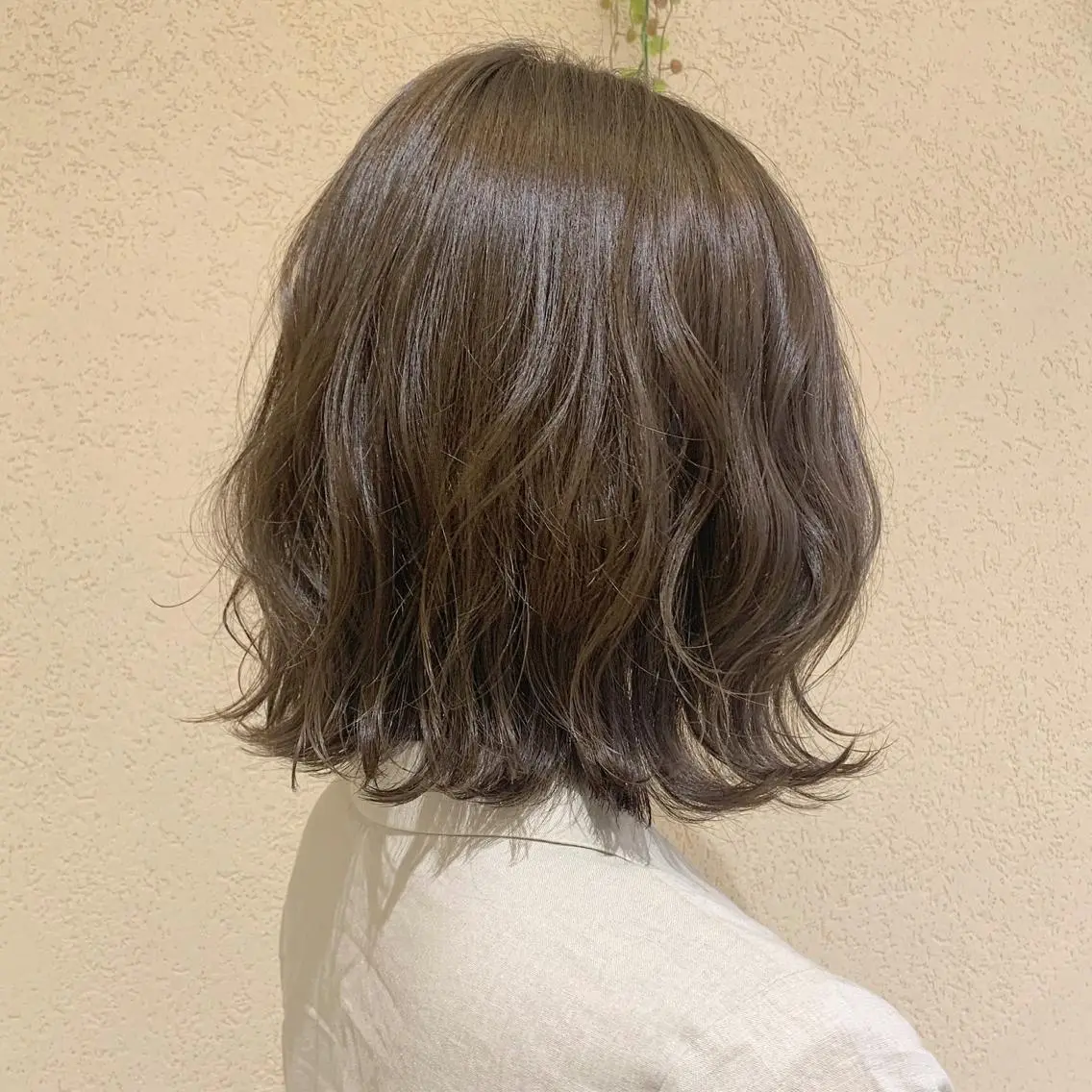 ショート カラー ベージュカラー 𝒢𝒾𝓇𝓁𝓎 ⑅　𝓎𝓊𝓀𝒶のヘアスタイル