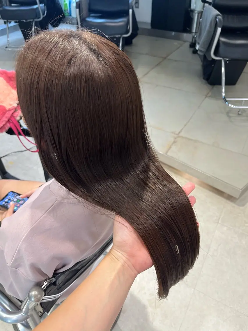 セミロング カラー パーマ ヘアアレンジ ヘアカラー トリートメント 透明感/オリーブ/ グレージュ/YUKAのヘアスタイル