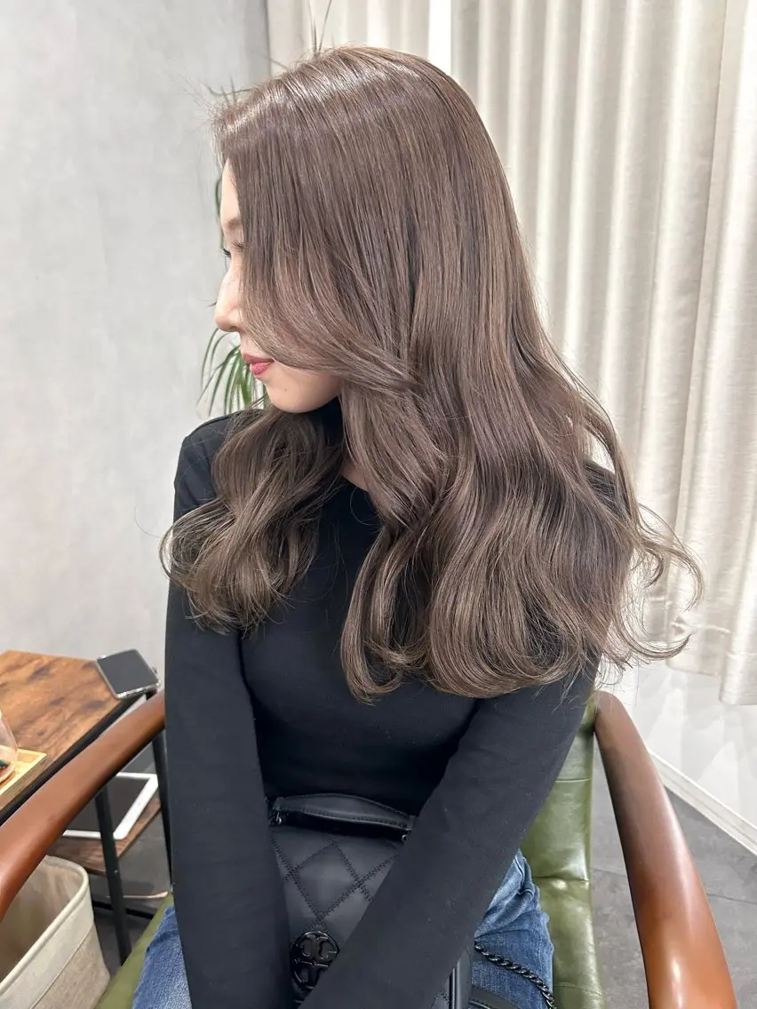 ロング カット ヘアカラー トリートメント レイヤーカット/透明 感カラー🩵中村友美のヘアスタイル
