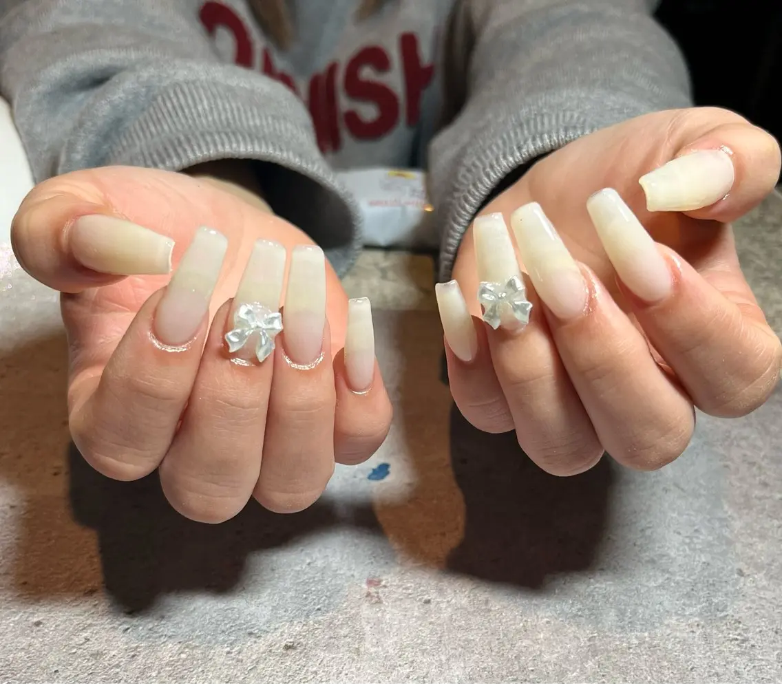 ロング 2DY NAIL SALONのネイルデザイン