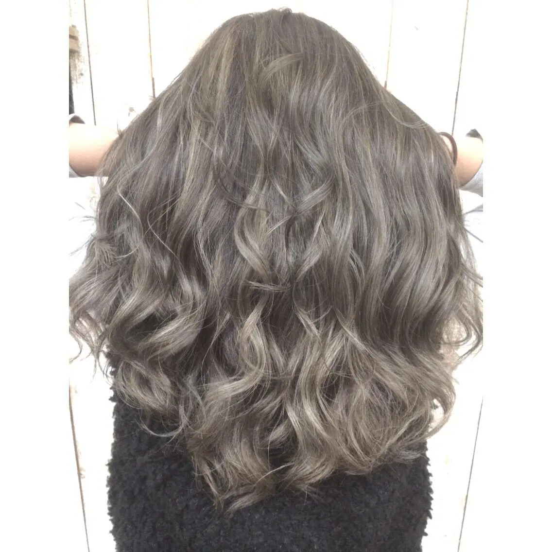 ロング カラー ハイライトカラー 3Dハイライト ハイライト ヘアカラー トリートメント 井上 一平のヘアスタイル