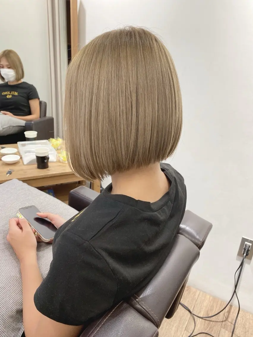 ミディアム カラー ベージュカラー ブリーチ ハイライト⭐️上野 高広のヘアスタイル