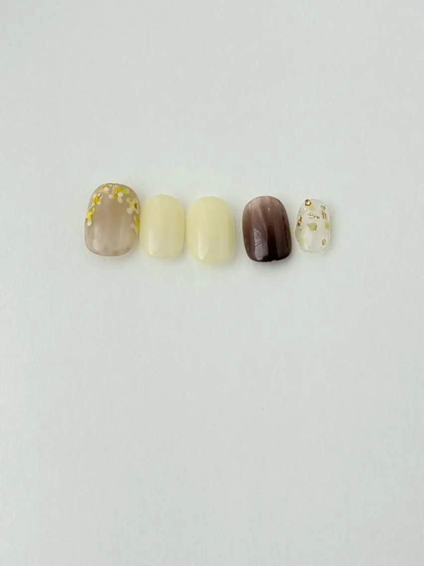 ネイル ハンドネイル charm.nail 🌼kanaのネイルデザイン