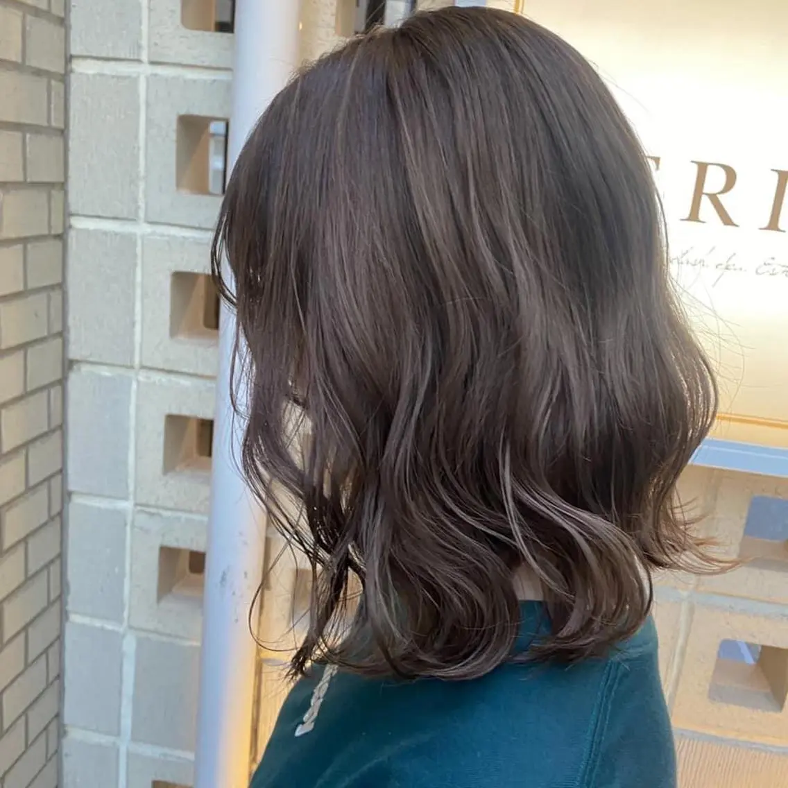 ミディアム カット ヘアカラー FERIA fam 小林勇太のヘアスタイル
