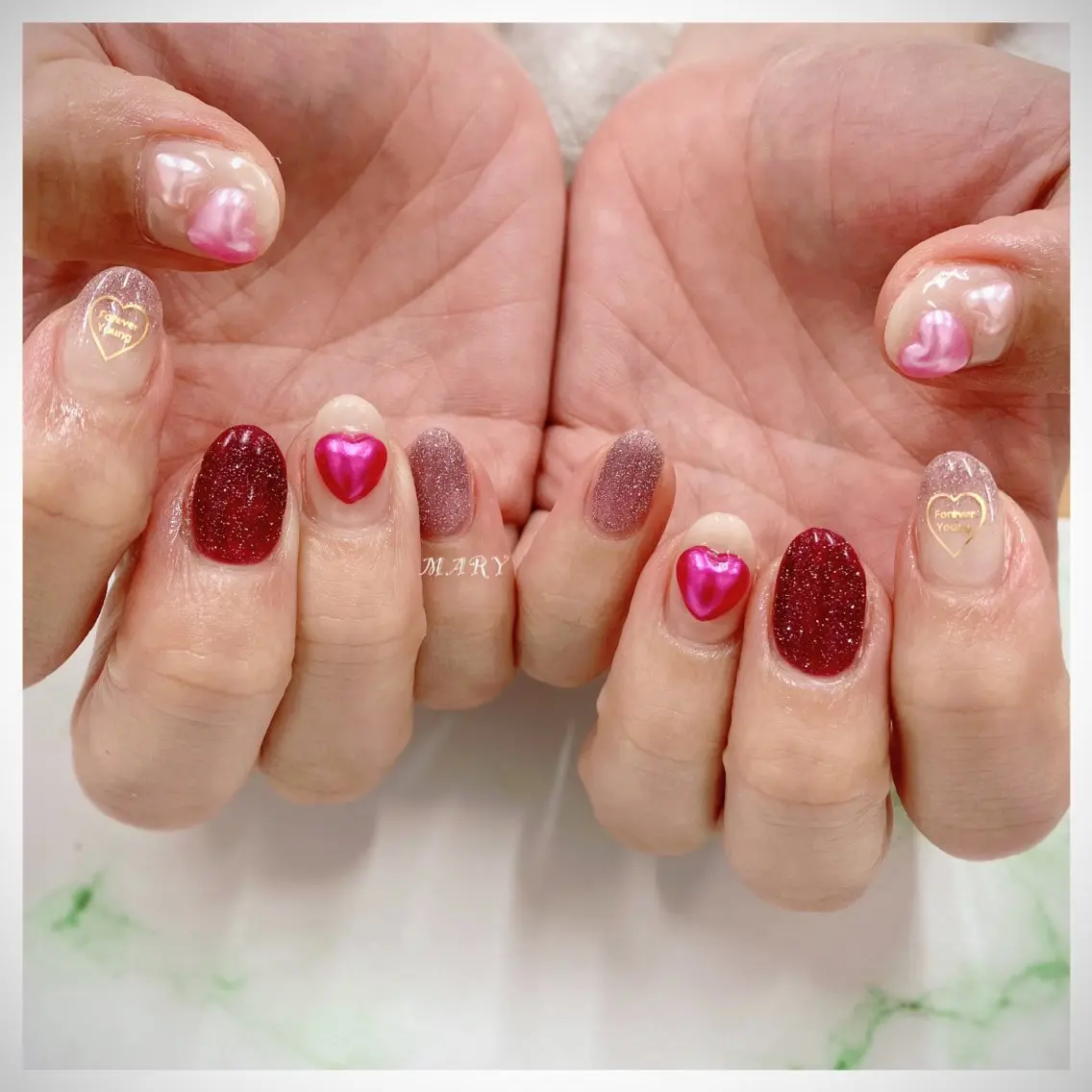 ネイル フラッシュネイル ハート ニュアンスネイル ワンカラーネイル ピンク ハンドネイル Mary nail .narumiのネイルデザイン