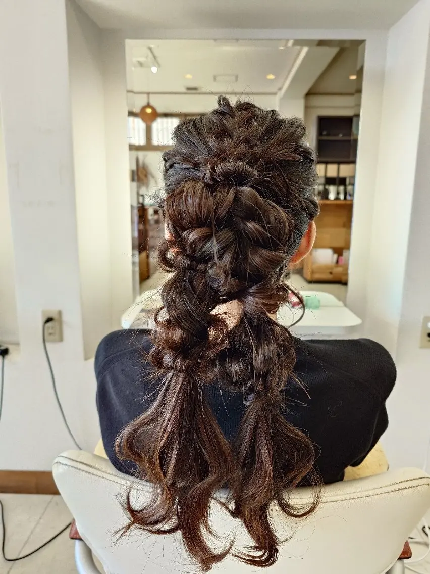 ロング ヘアアレンジ ポニーテール ヘアセット キンジョウ エナミのヘアスタイル