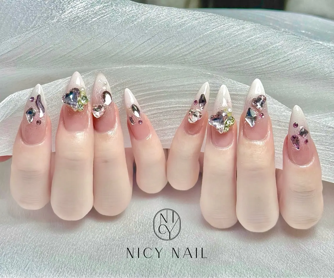 ネイル ハンドネイル NICY NAIL 池袋のネイルデザイン