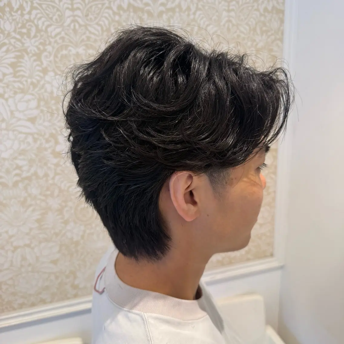 🔥大流行フェザーパーマ🔥メンズカット+フェザーパーマ+内部補修トリートメント120分の写真