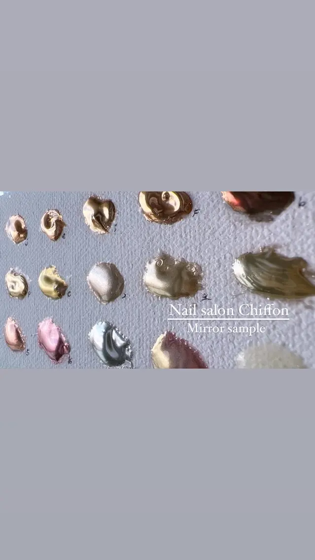 ネイル ミラーネイル Nail salon Chiffonのネイルデザイン