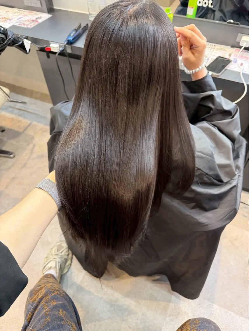 ロング カラー 透明感カラー🩵 ワンホンカラー/えりのヘアスタイル