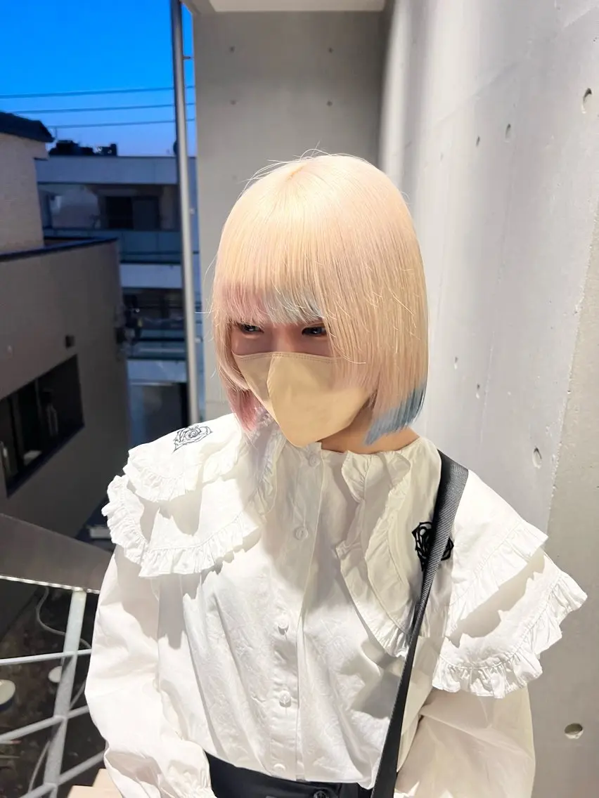 ショート ヘアカラー トリートメント 艶髪レイヤー/ ハイトーンKeitaのヘアスタイル