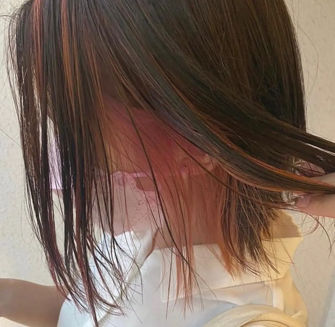 ミディアム カラー インナーカラー カナザワ アリッサのヘアスタイル