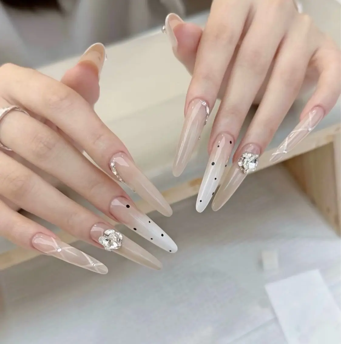 ネイル ハンドネイル U.mi Nail Salonのネイルデザイン