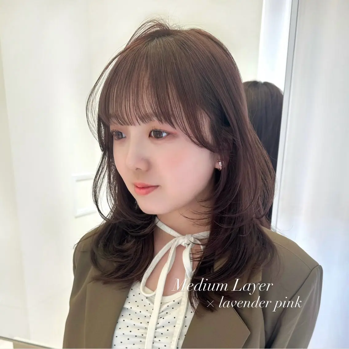 ミディアム カラー ミディアムレイヤー ラベンダーカラー ラベンダーピンク ピンクカラー レイヤーカット カット ヘアカラー トリートメント ParveMix￤ 出石 菜々🥂のヘアスタイル