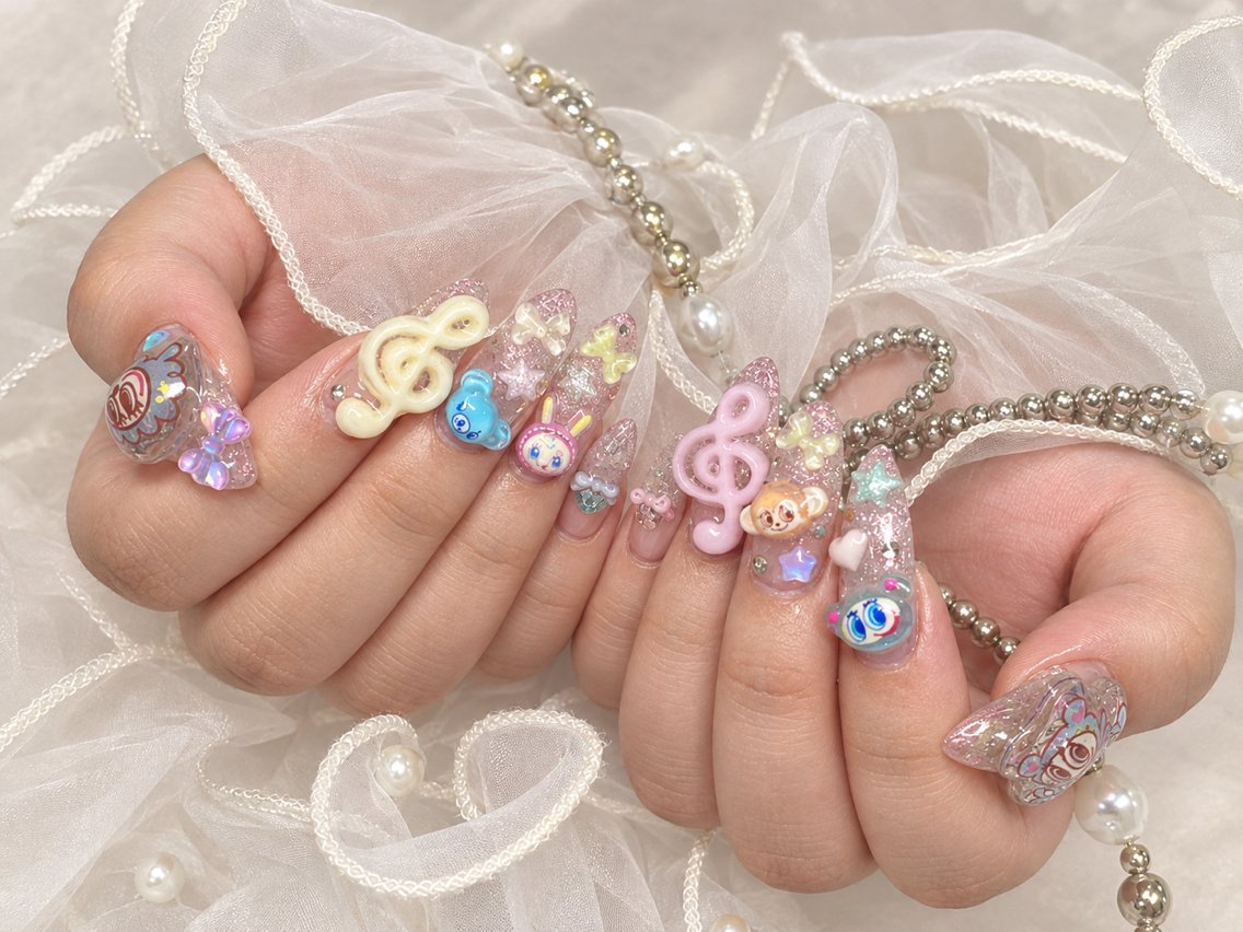 ネイル ハンドネイル Roi〈ロワ〉 Reikaのネイルデザイン
