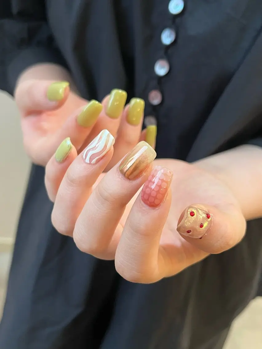 ネイル ハンドネイル +vico Reiのネイルデザイン