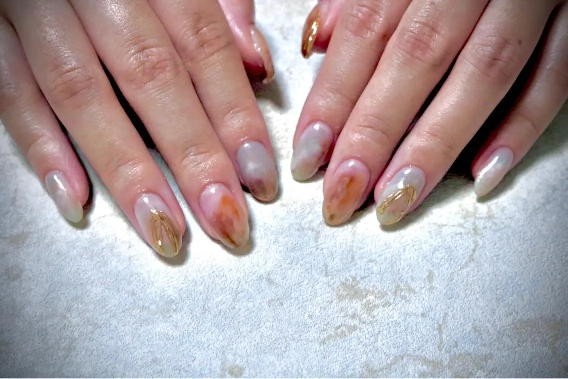 ネイル オーロラネイル カジュアル フラッシュネイル ジェルネイル ラメ(グリッター) ハンドネイル MH Nailのネイルデザイン