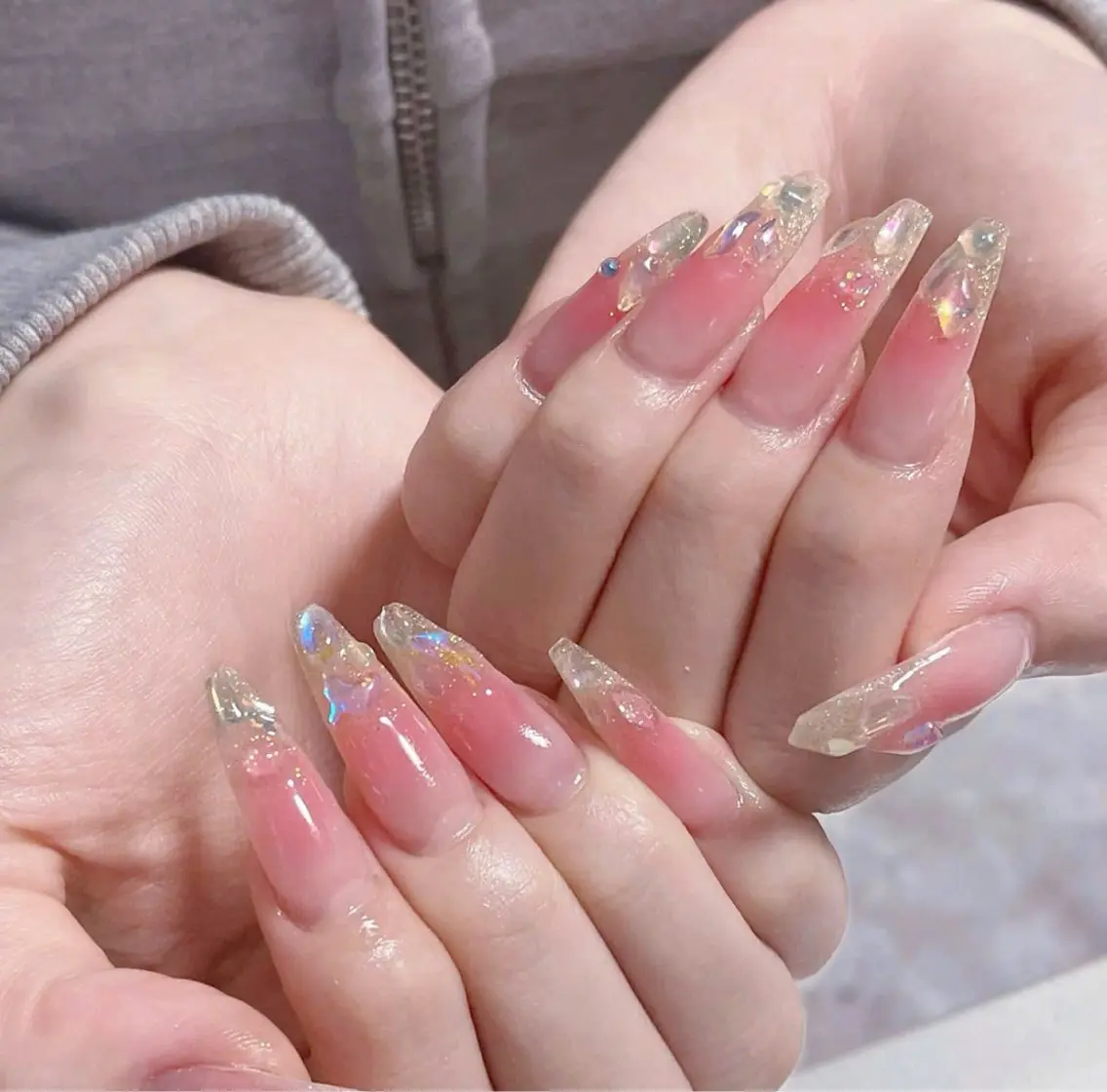 ネイル ハンドネイル moon nailsのネイルデザイン
