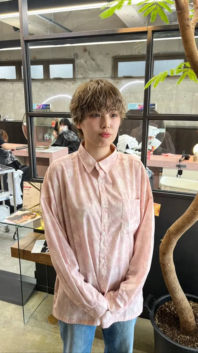 ショート ヘアカラー 中江 友哉のヘアスタイル