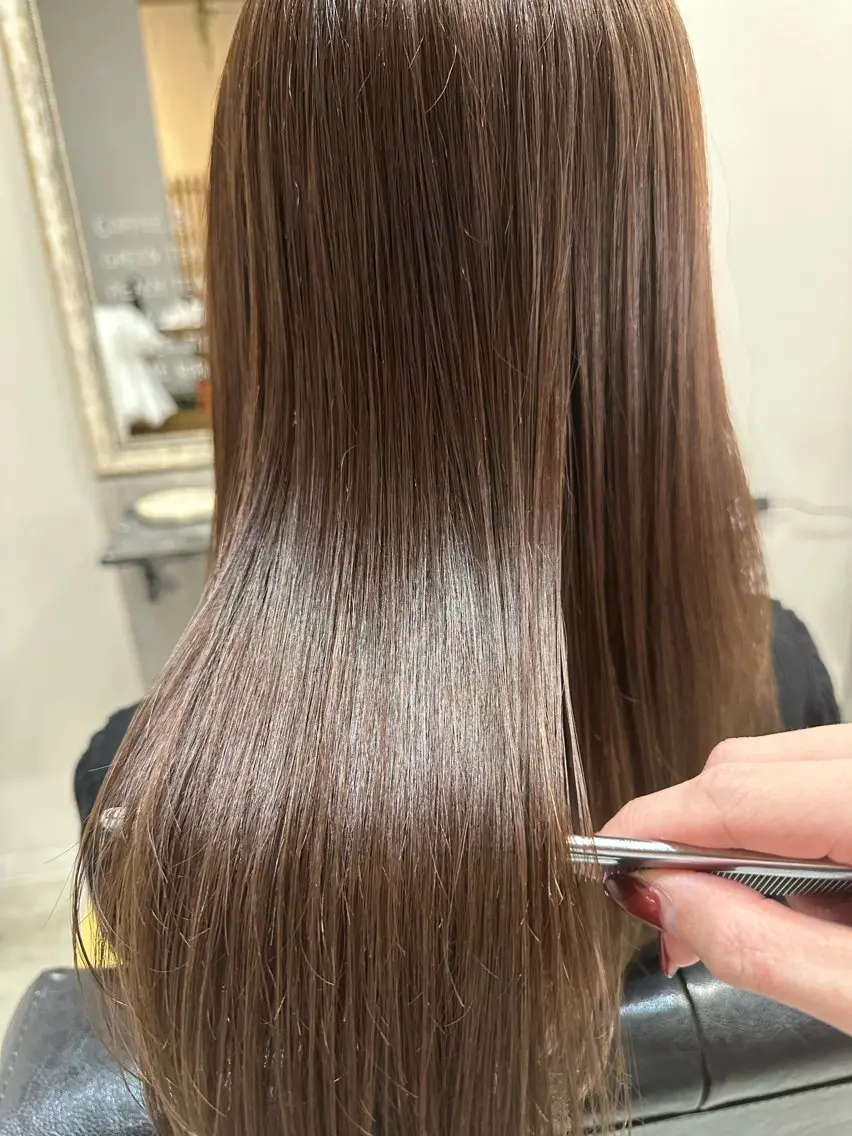 ツヤ感抜群✨カットカラートリートメント♪の写真