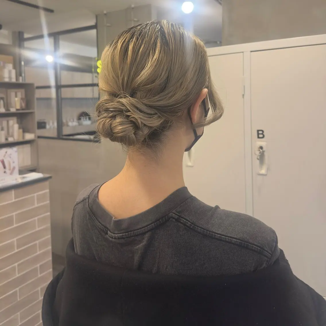 ミディアム カラー ヘアアレンジ ヘアセット makoto / 韓国風ヘア🎀🪄︎のヘアスタイル