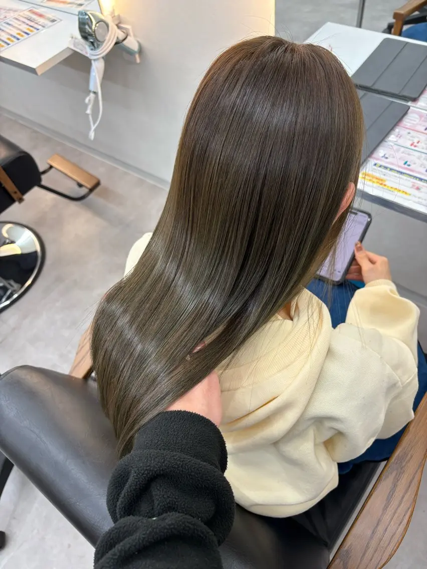ロング カラー オリーブカラー トリートメント カット ヘアカラー トリートメント RIENS/ taizohのヘアスタイル