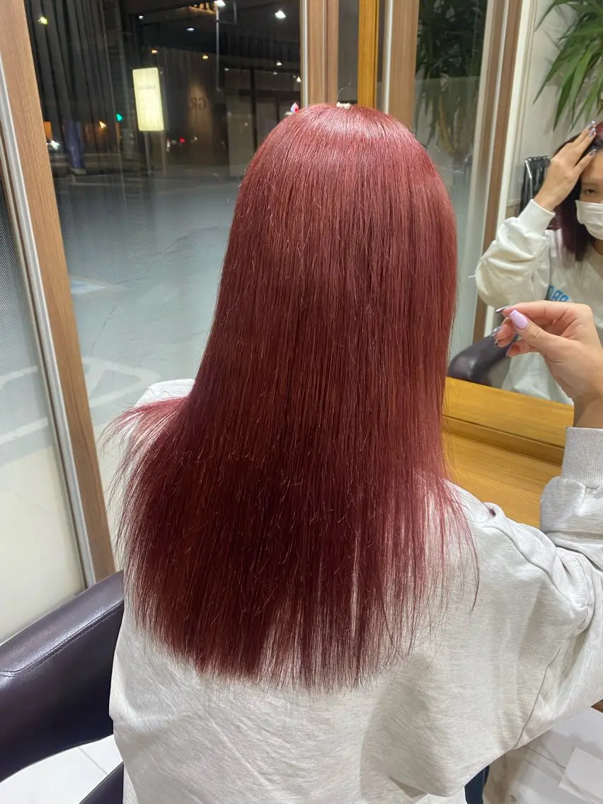 セミロング カラー GRANDEUR やまだかなのヘアスタイル