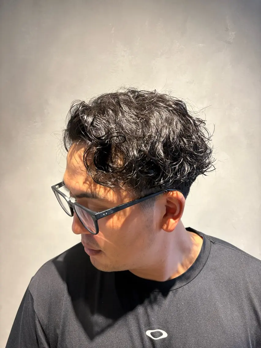 ショート パーマ メンズ メンズパーマ ツーブロック カット パーマ トリートメント 10〜30代垢抜けメ ンズ特化/入沢花音の眉毛・アイブロウイメージ