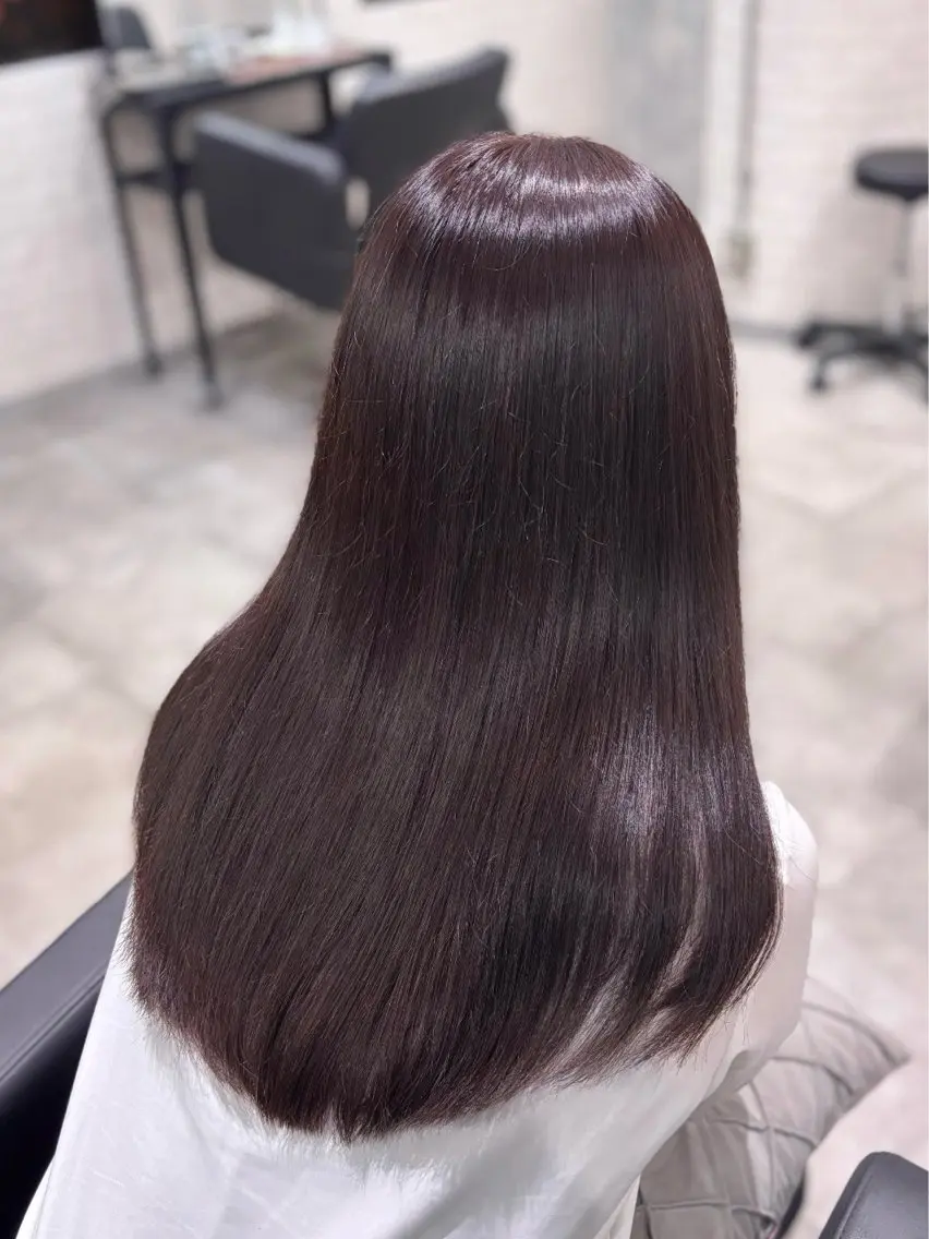 セミロング カラー ブリーチ ブラウンカラー 透明感カラー ラベンダーカラー ラベンダーブラウン 詩乃🎀ピンク 暖色系🫧レイヤーのヘアスタイル