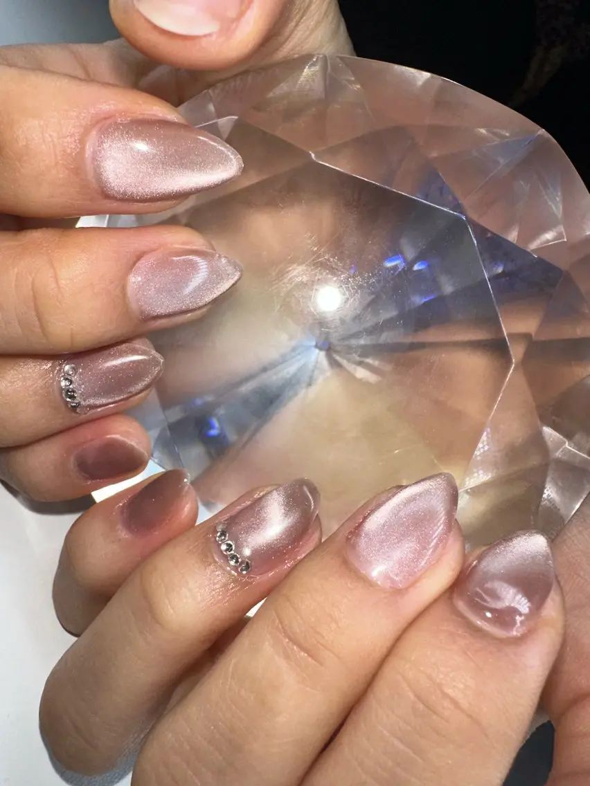 ミディアム ハンドネイル YOKOSUKA NAILS💅✨のネイルデザイン