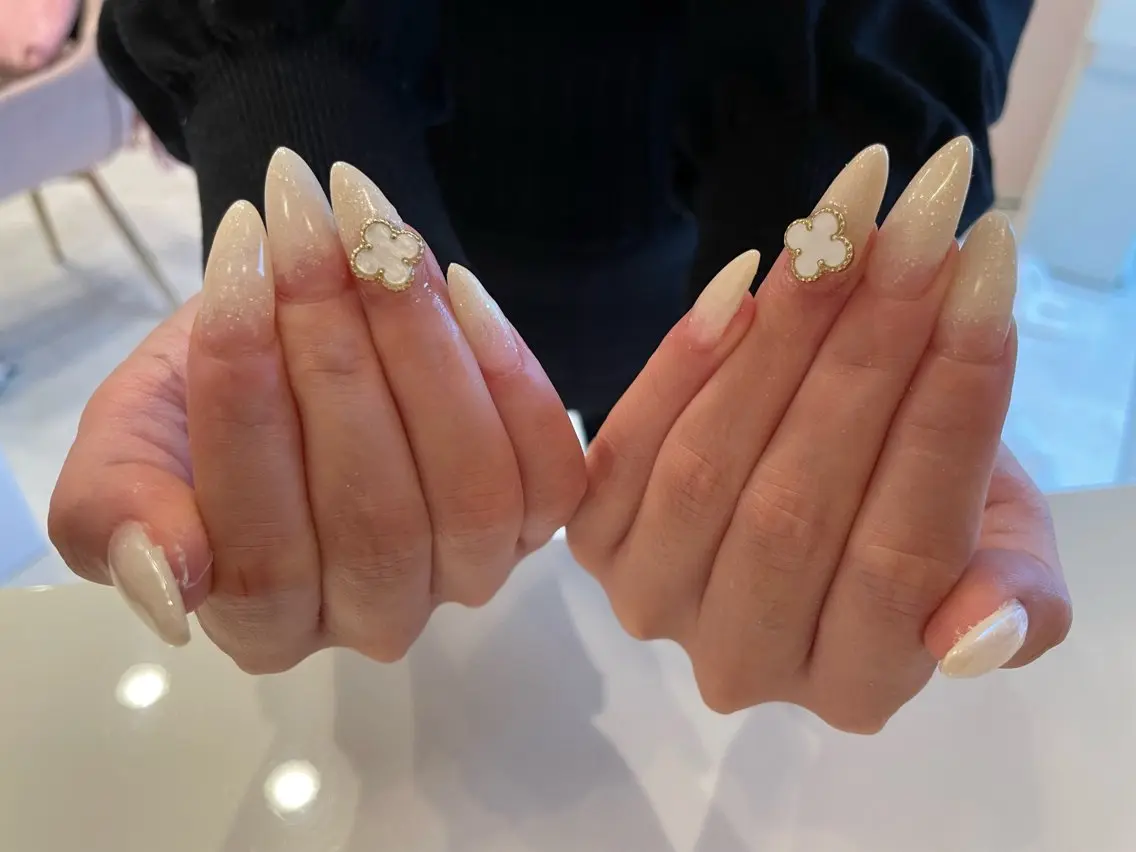 ネイル ♡ビジュール♡ NAIL &まつ毛のマツエク・マツパデザイン