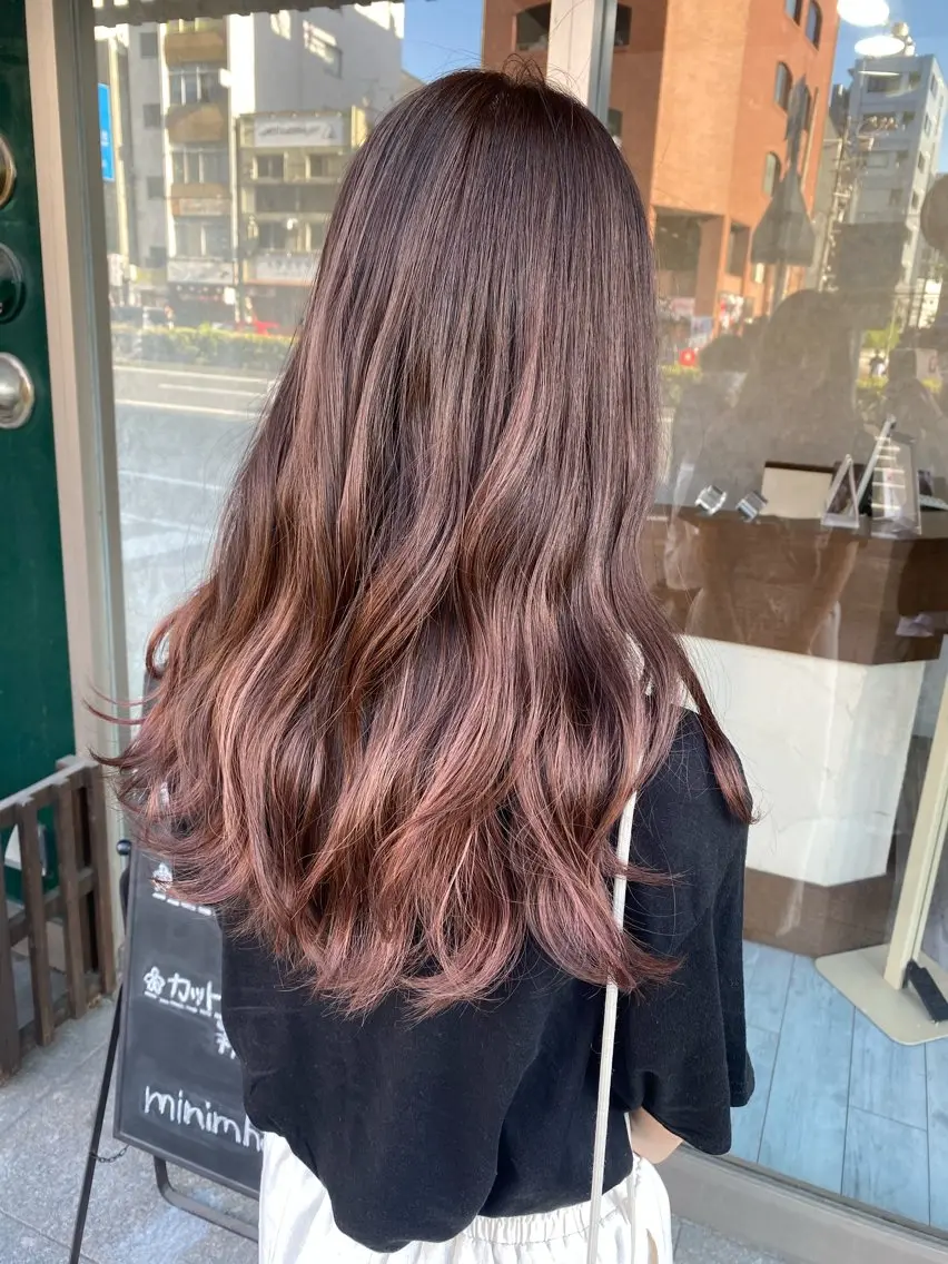 ロング カラー ブリーチ 透明感カラー ダブルカラー ブリーチなしカラー ピンクカラー ヘアカラー トリートメント 日比 貴大/ minim hairのヘアスタイル