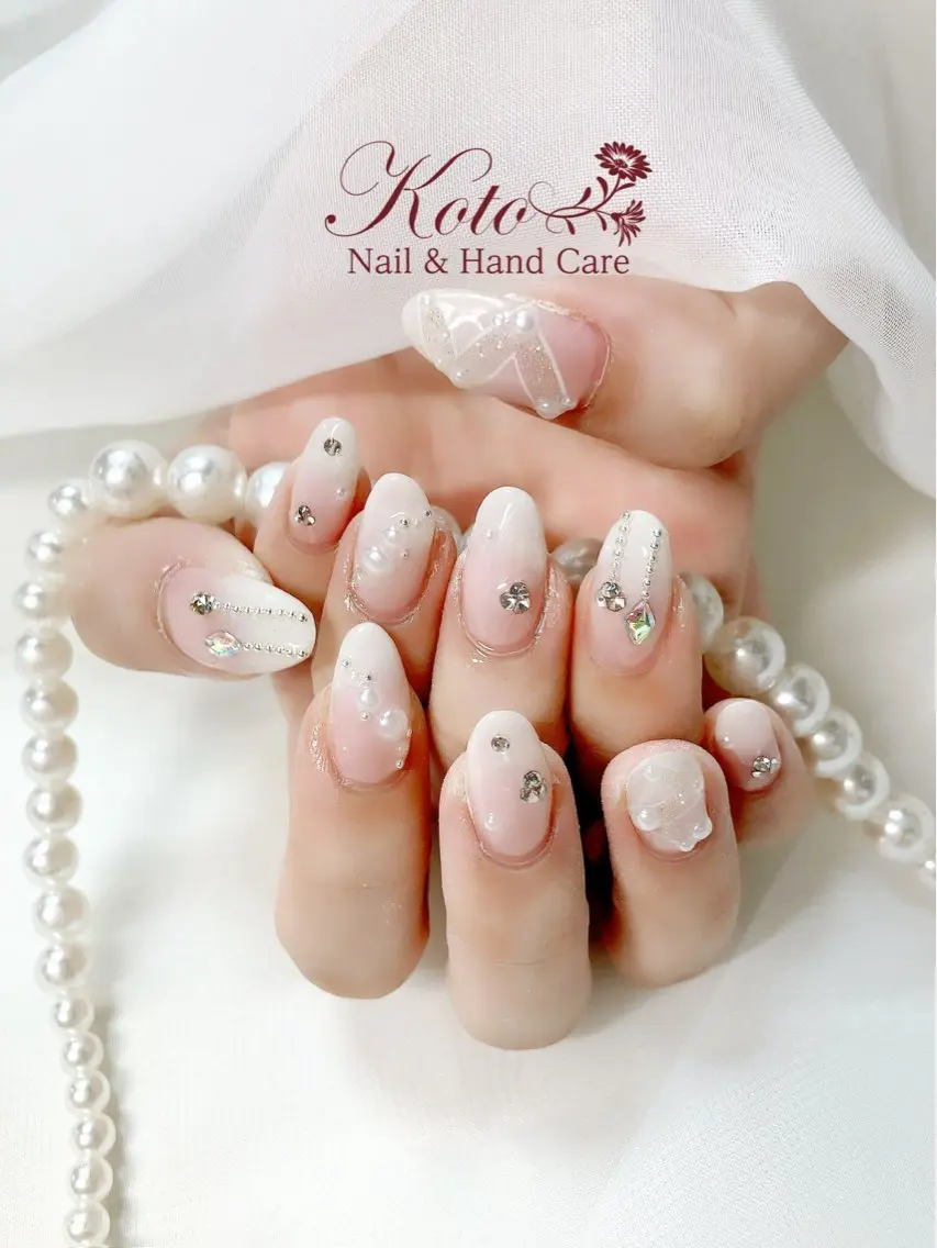 ネイル 長さ出し ジェルネイル 持ち込み ニュアンスネイル 赤色 ハンドネイル Nail Salon KOTOのネイルデザイン