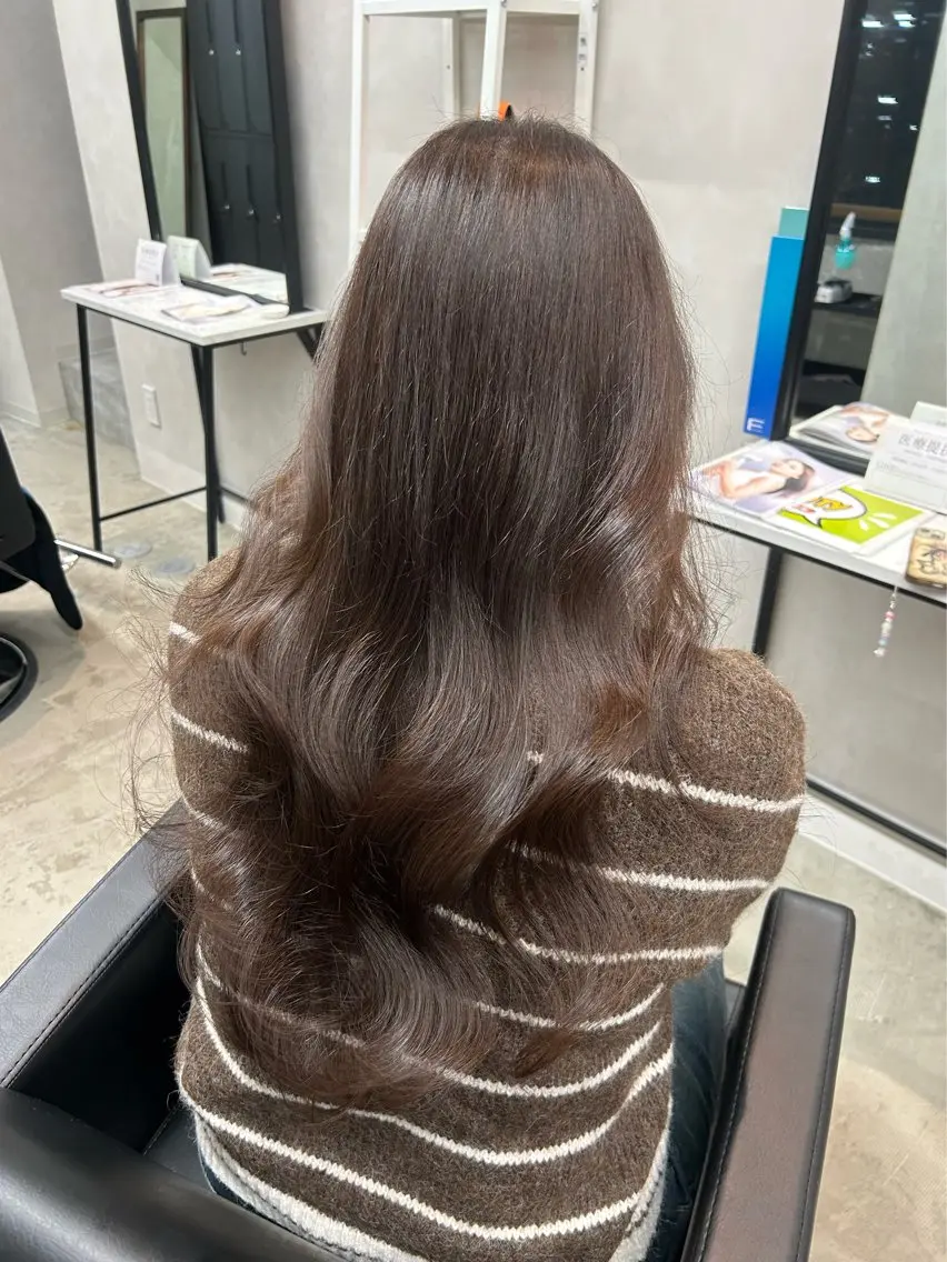 ロング カラー ヘアカラー トリートメント 透明感カラー🍯 髪質改善🫧 野々愛のヘアスタイル