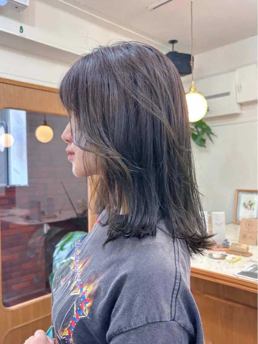 ミディアム カラー ブリーチ ブリーチなしカラー オリーブカラー ayano🫧 《CIEN》のヘアスタイル