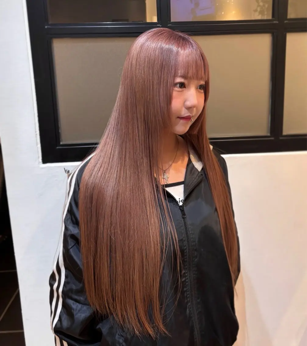 ロング カラー ピンクカラー ヘアカラー ワンカラー/ハイトー ン🪽MiYU🪽のヘアスタイル